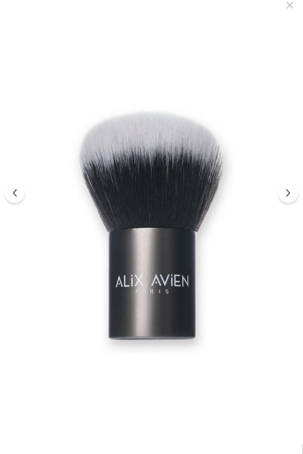 Alix Avien – Kabuki Brush
